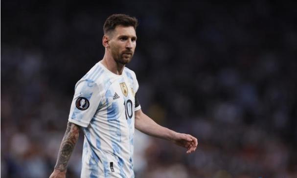 国庆档票房破9亿：《志愿军》领跑，市场等待“黑马”